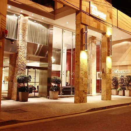 De Los Arroyos Apart Hotel San Nicolás de los Arroyos エクステリア 写真