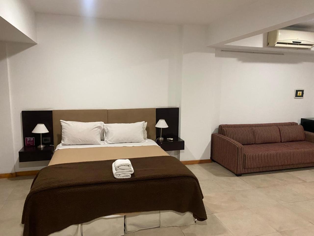 De Los Arroyos Apart Hotel San Nicolás de los Arroyos エクステリア 写真